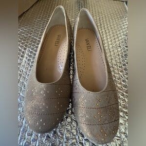 Vaneli Bronze Cipria Shoes size 6 1/2M